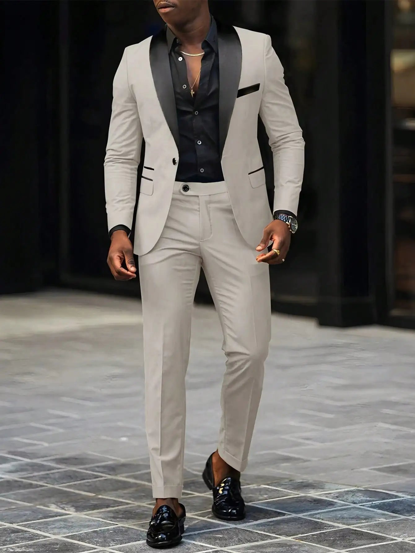 Three‑Piece Suit – Slim Solid Edition