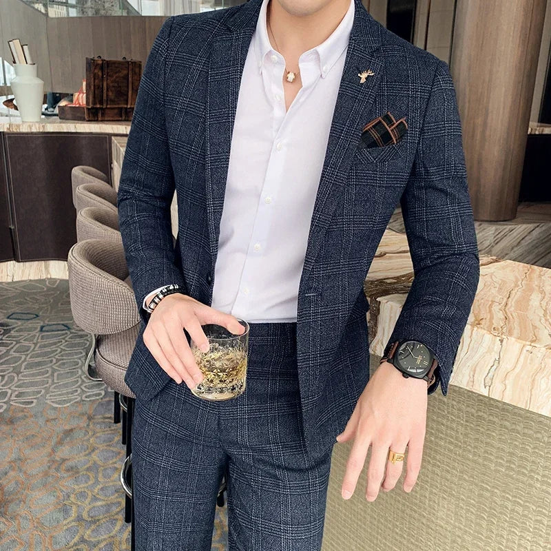 Modern Plaid Two-Piece Suit — Tailored Fit