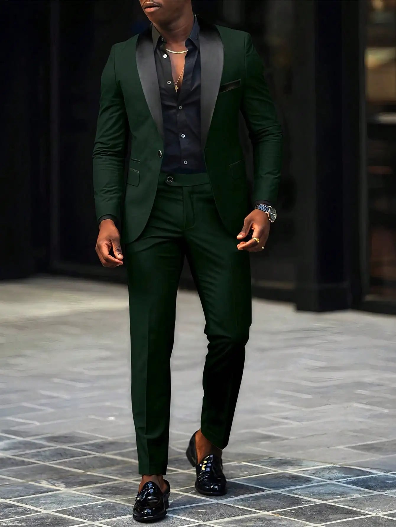 Three‑Piece Suit – Slim Solid Edition