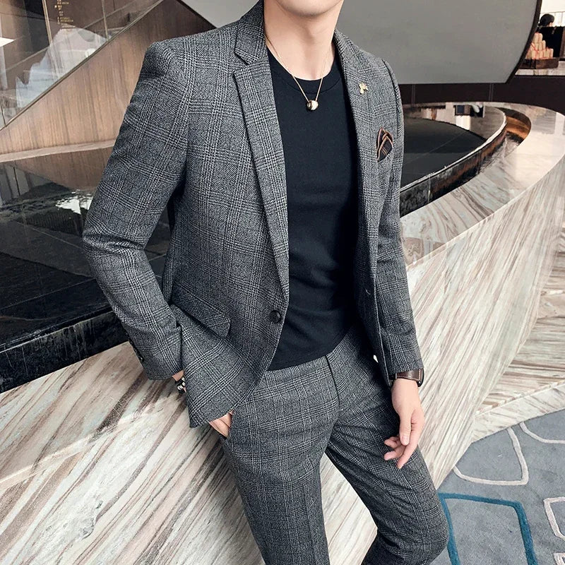 Modern Plaid Two-Piece Suit — Tailored Fit